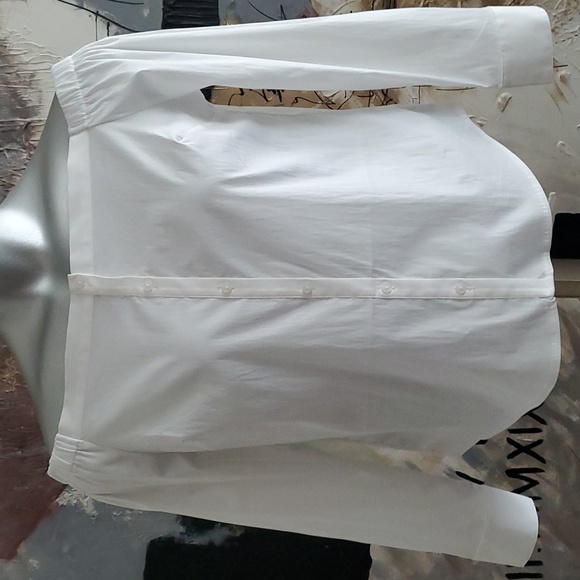 NWT EXPRESS Off The Shoulder White Faux Button Up Shirt Women M - Picture 2 of 6